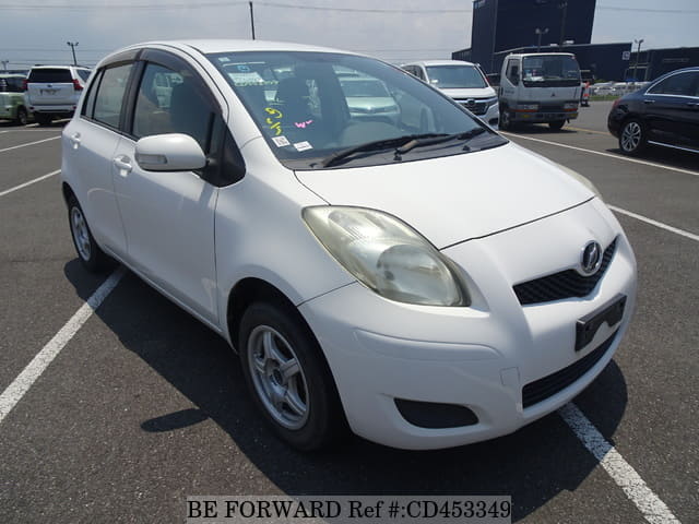 2009 TOYOTA VITZ B image 7