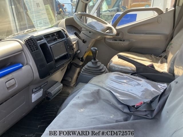 2009 HINO DUTRO W CAB image 3