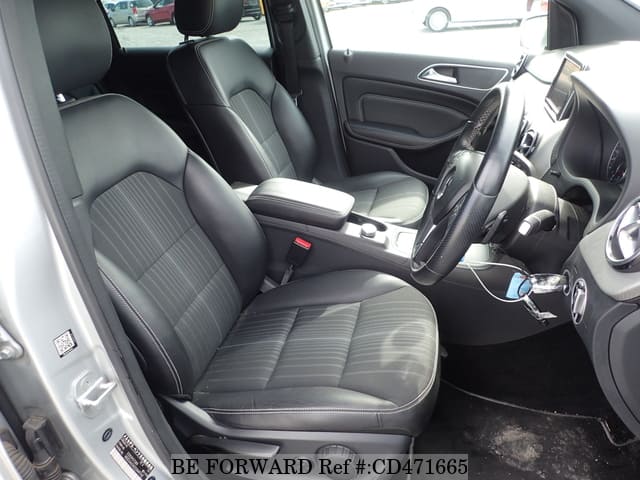 2012 MERCEDES-BENZ B-CLASS B180 BLUE EFFICIENCY SPORTS image 25
