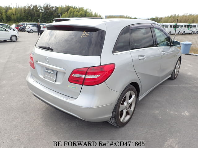 2012 MERCEDES-BENZ B-CLASS B180 BLUE EFFICIENCY SPORTS image 5