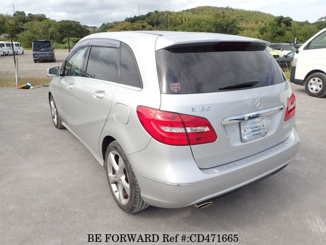 2012 MERCEDES-BENZ B-CLASS B180 BLUE EFFICIENCY SPORTS image 3