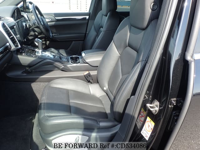 2010 PORSCHE CAYENNE image 26