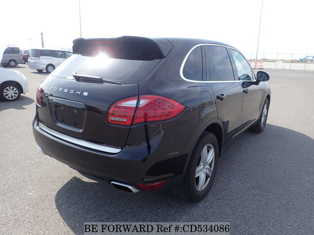 2010 PORSCHE CAYENNE image 5