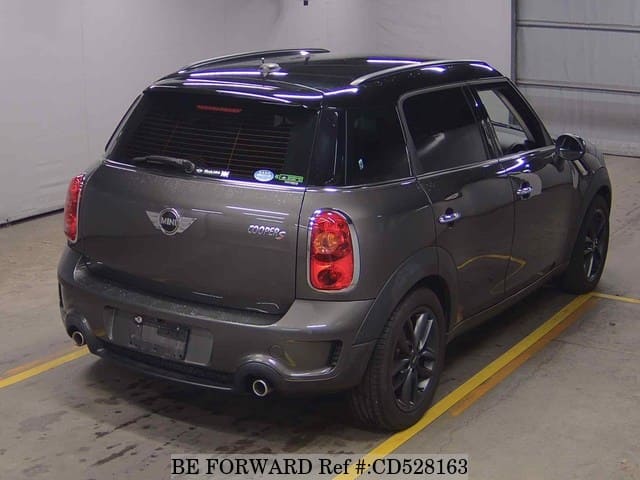 2013 BMW MINI COOPER S CROSS OVER image 2