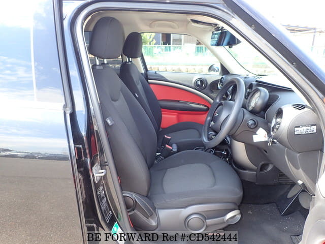 2013 BMW MINI ONE CROSSOVER image 25