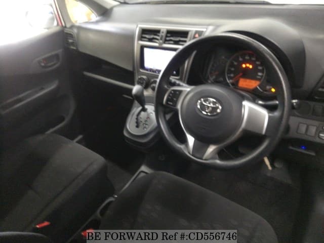 2012 TOYOTA RACTIS X V PACKAGE image 3
