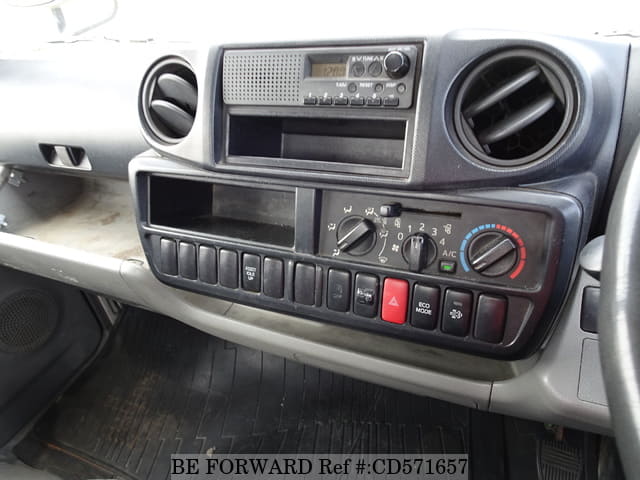 2012 HINO DUTRO image 28
