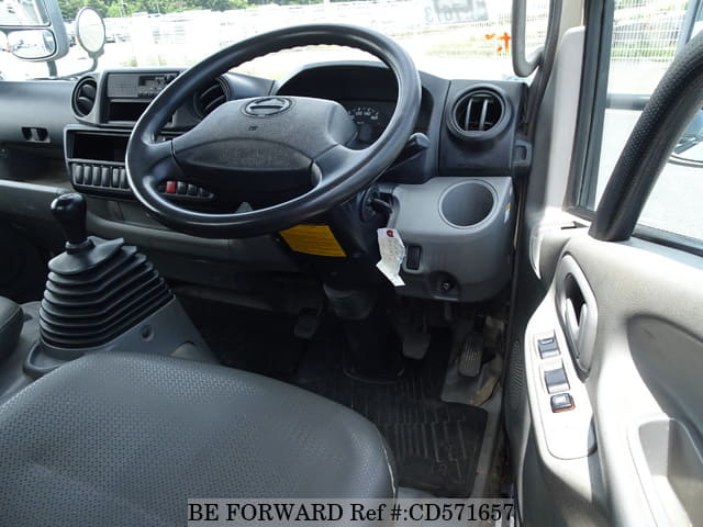 2012 HINO DUTRO image 24
