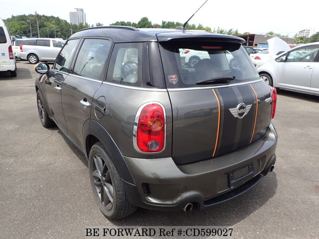 2013 BMW MINI COOPER S CROSS OVER image 3