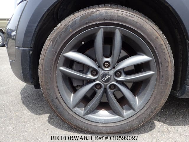 2013 BMW MINI COOPER S CROSS OVER image 9