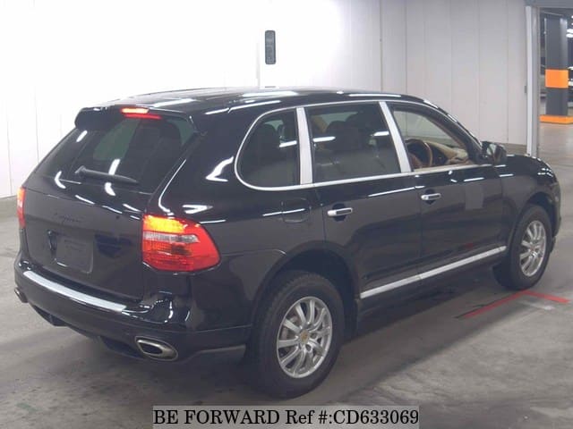 2010 PORSCHE CAYENNE TIPTRONIC S image 2