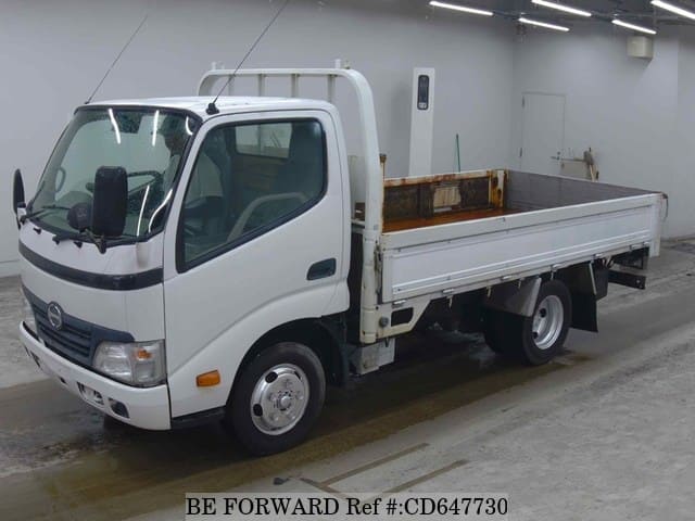 2011 HINO DUTRO