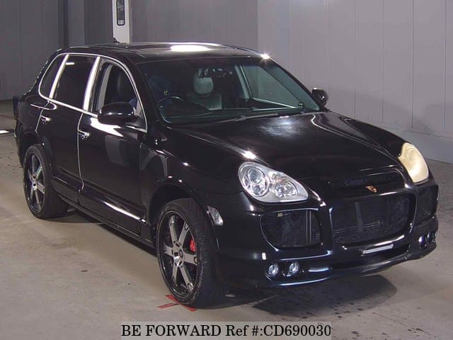2005 PORSCHE CAYENNE image 6