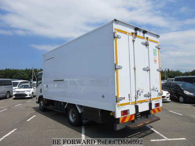 2020 Isuzu Elf, photo 3 of 3
