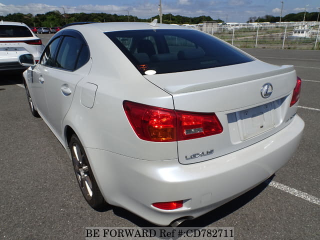 2007 LEXUS IS image 3