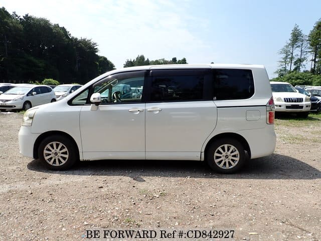 Toyota NOAH X L SELECTION — фото 2