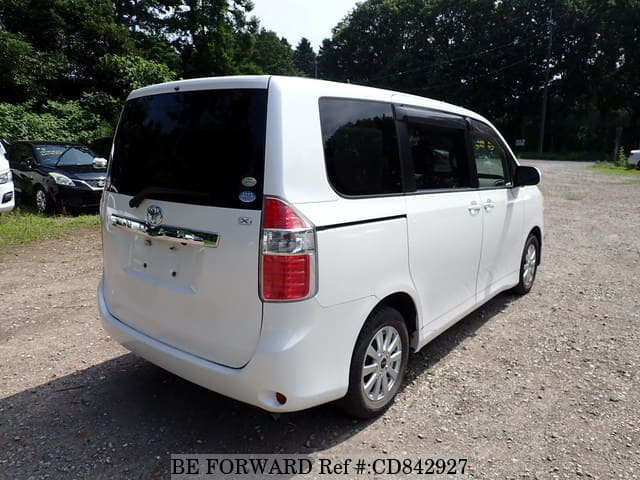 Toyota NOAH X L SELECTION — фото 5