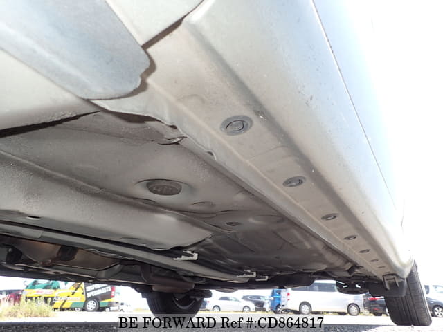 2009 TOYOTA VITZ F LIMITED image 17