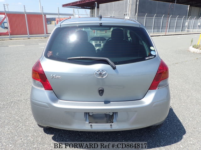 2009 TOYOTA VITZ F LIMITED image 4