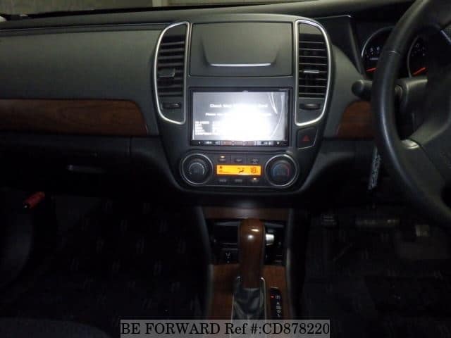 2011 NISSAN BLUEBIRD SYLPHY 20M image 4