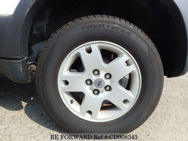 2005 FORD ESCAPE XLT image 10