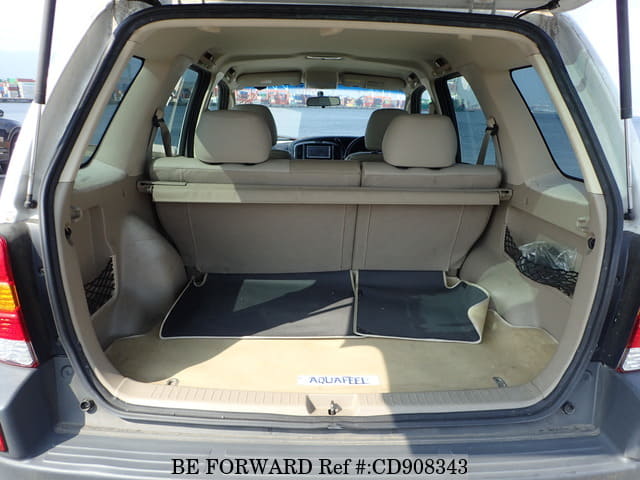2005 FORD ESCAPE XLT image 28