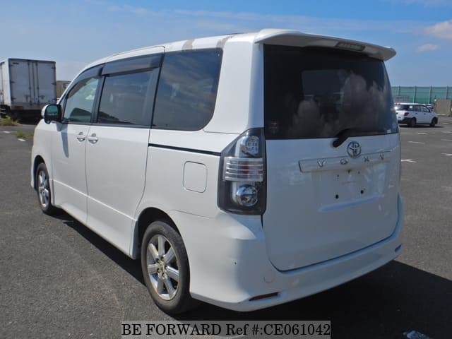 2009 TOYOTA VOXY Z image 3