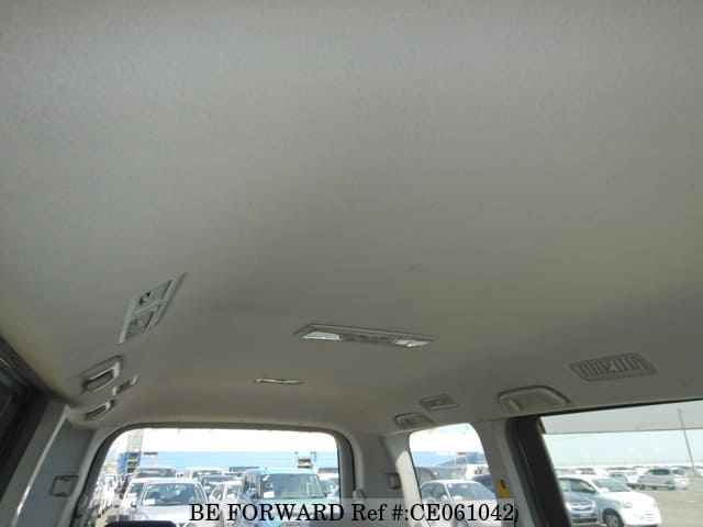 2009 TOYOTA VOXY Z image 24