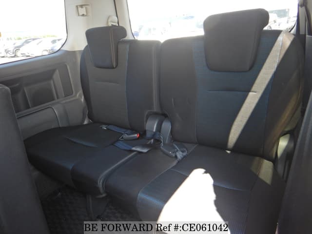 2009 TOYOTA VOXY Z image 28