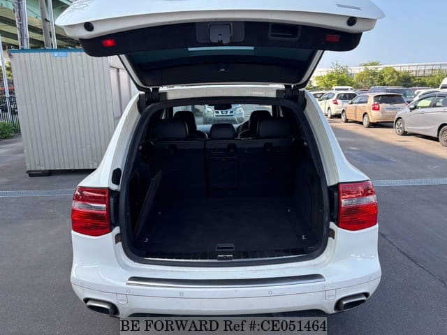 2009 PORSCHE CAYENNE image 28