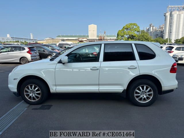 2009 PORSCHE CAYENNE image 2