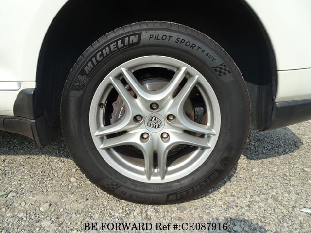 2009 PORSCHE CAYENNE image 10