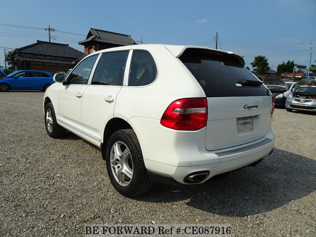 2009 PORSCHE CAYENNE image 3