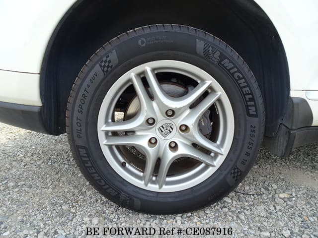 2009 PORSCHE CAYENNE image 11