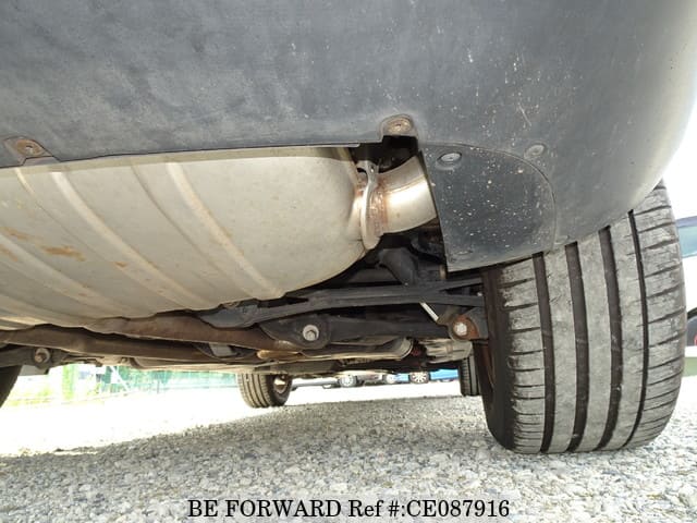 2009 PORSCHE CAYENNE image 16