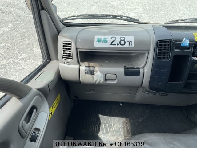 2005 HINO DUTRO image 23