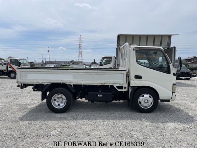 2005 HINO DUTRO image 6