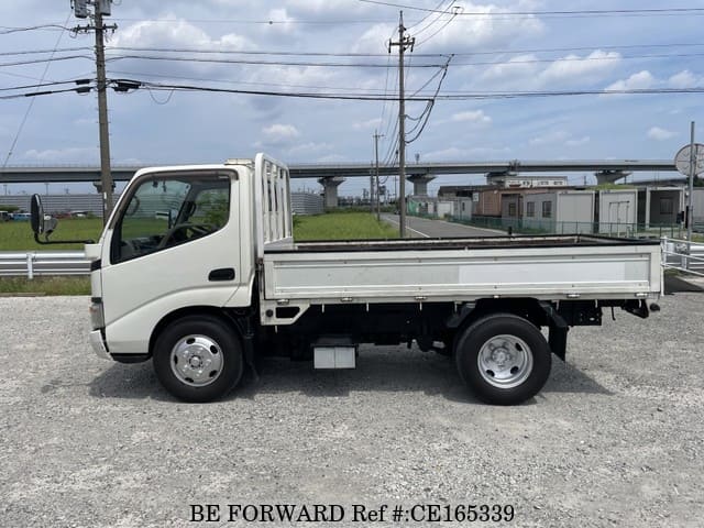 2005 HINO DUTRO