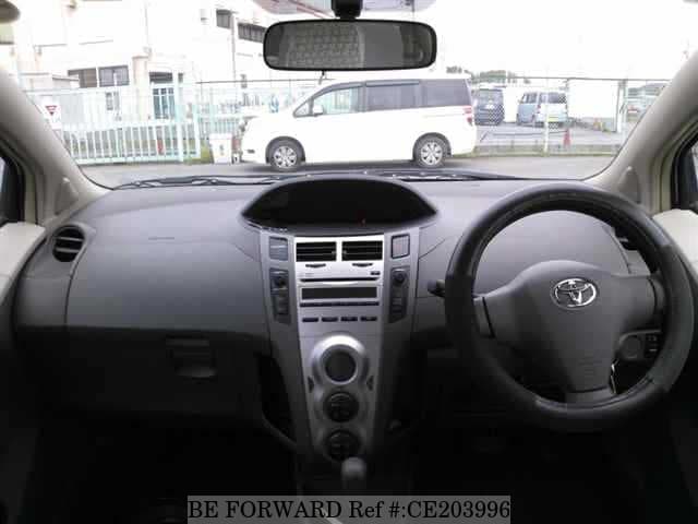 2009 TOYOTA VITZ F INTELLIGENT PACKAGE image 3