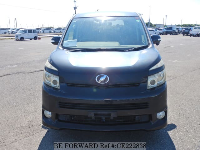 2009 TOYOTA VOXY ZS image 8