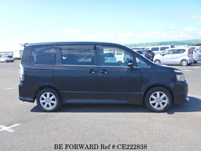 2009 TOYOTA VOXY ZS image 6