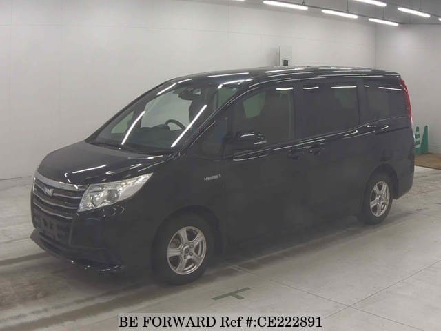 Toyota NOAH HYBRID X DELIGHT PLUS — фото 1