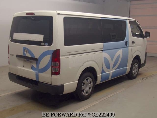 Toyota HIACE VAN LONG DX — фото 2