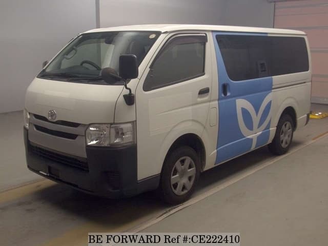 Toyota HIACE VAN LONG DX — фото 1