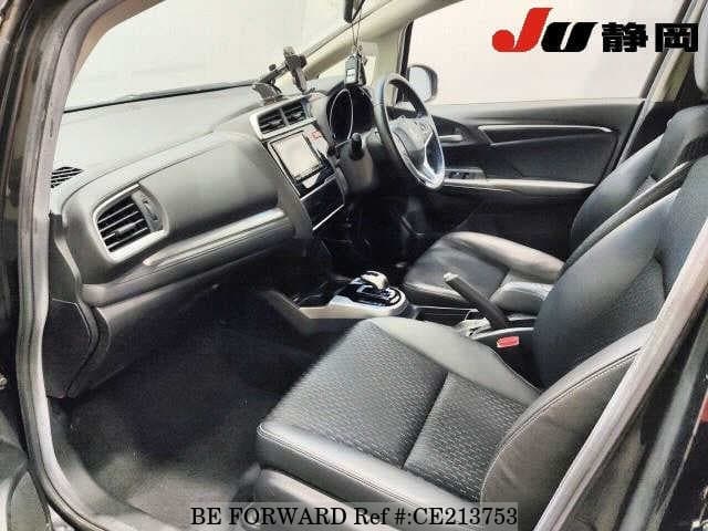 Honda FIT HYBRID L PACKAGE — фото 4