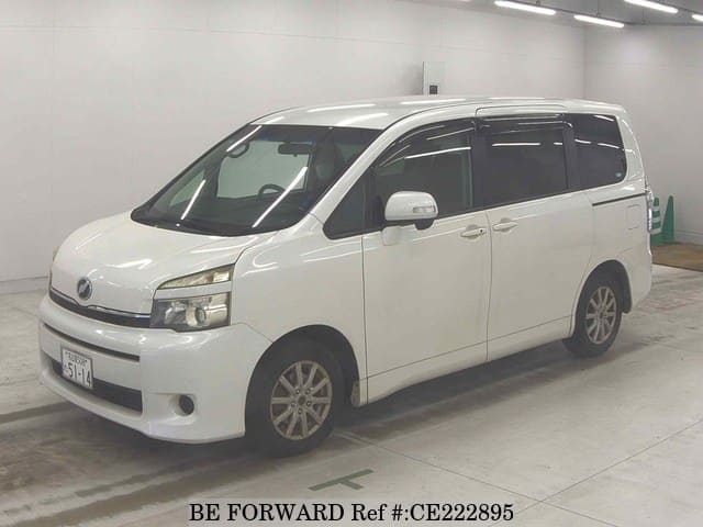 Toyota VOXY X L EDITION — фото 1