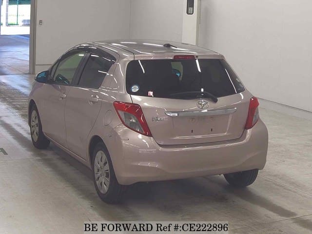 Toyota VITZ U — фото 3