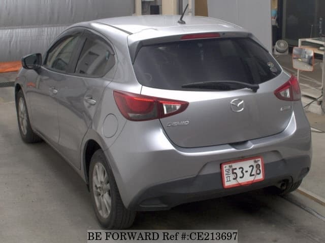 Mazda DEMIO 13S — фото 2