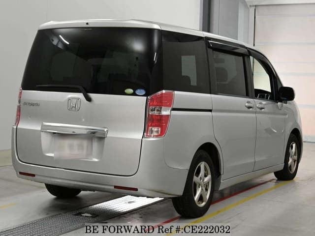 Honda STEP WGN G L PACKAGE — фото 2