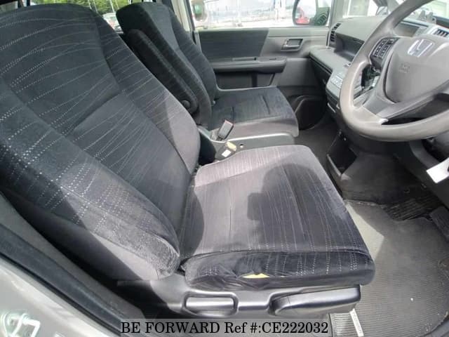 Honda STEP WGN G L PACKAGE — фото 4